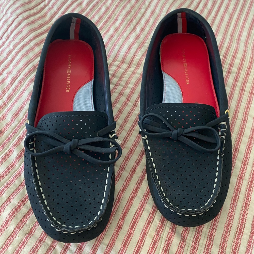 Tommy Hilfiger navy blue loafers